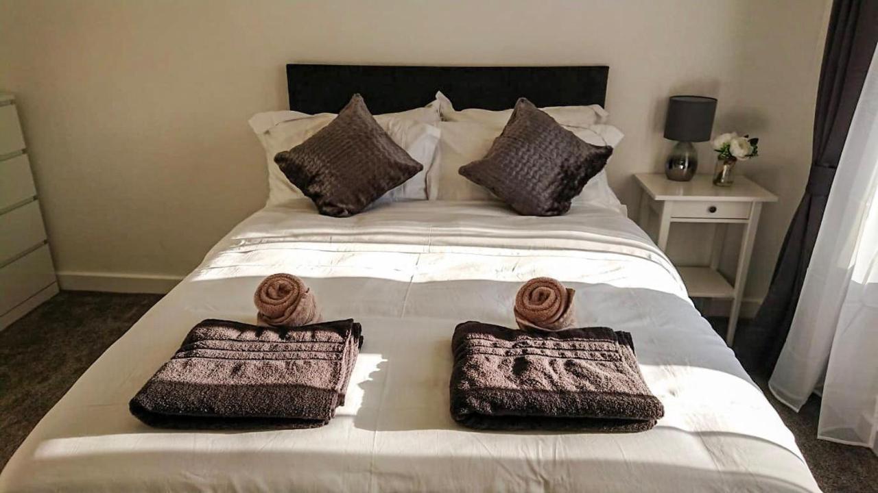 Carnock Road Apartment - Silverburn Shopping Centre Γλασκώβη Εξωτερικό φωτογραφία