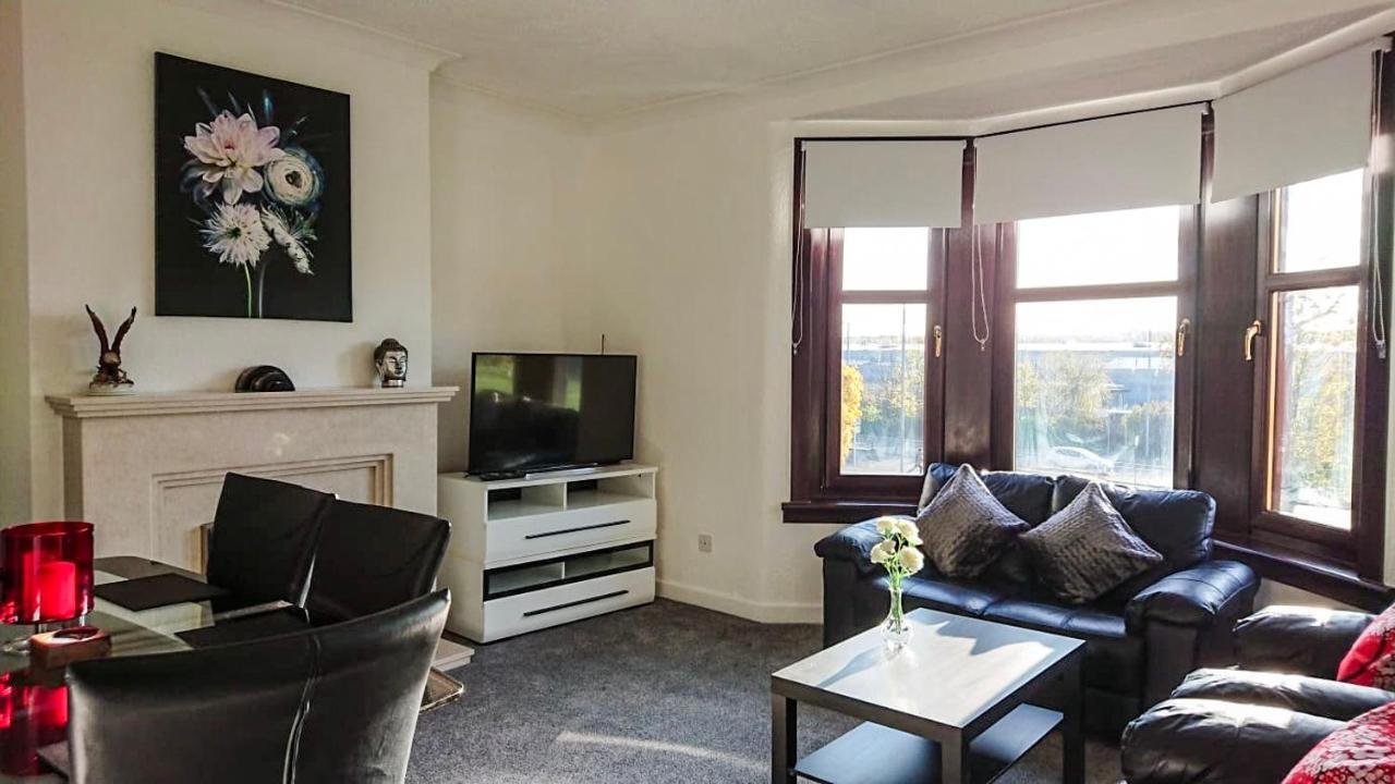 Carnock Road Apartment - Silverburn Shopping Centre Γλασκώβη Εξωτερικό φωτογραφία