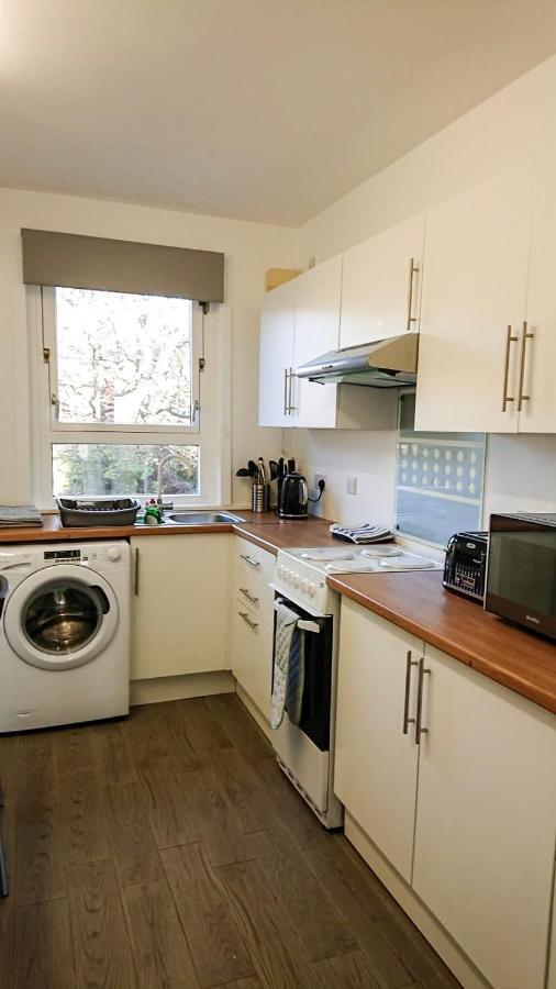 Carnock Road Apartment - Silverburn Shopping Centre Γλασκώβη Εξωτερικό φωτογραφία