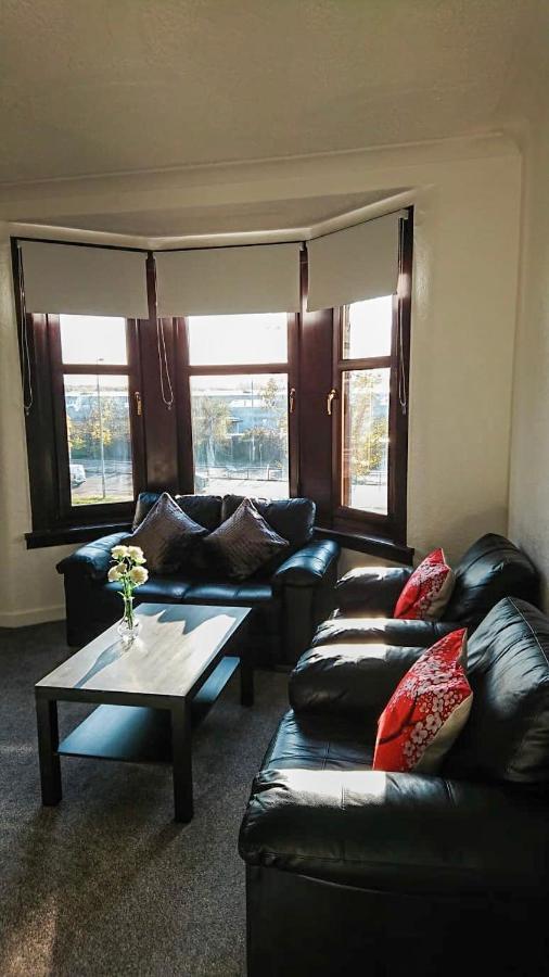 Carnock Road Apartment - Silverburn Shopping Centre Γλασκώβη Εξωτερικό φωτογραφία