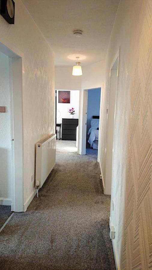 Carnock Road Apartment - Silverburn Shopping Centre Γλασκώβη Εξωτερικό φωτογραφία